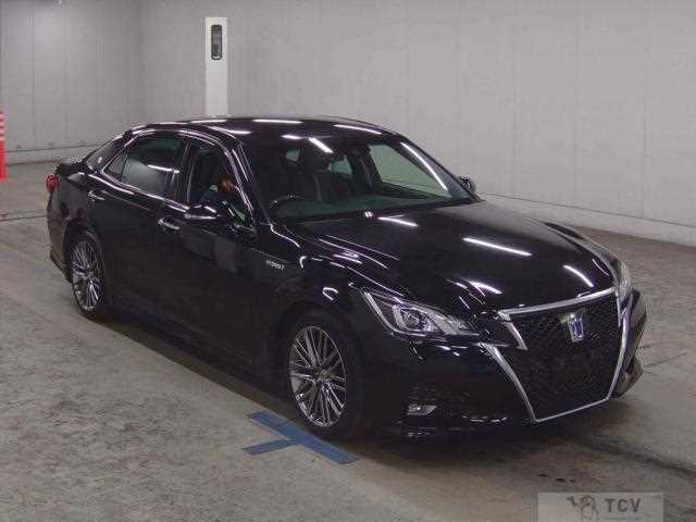 2017 Toyota Crown Hybrid