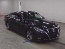 2017 Toyota Crown Hybrid