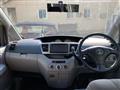 2004 Toyota Noah