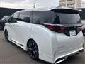 2025 Toyota Alphard Hybrid