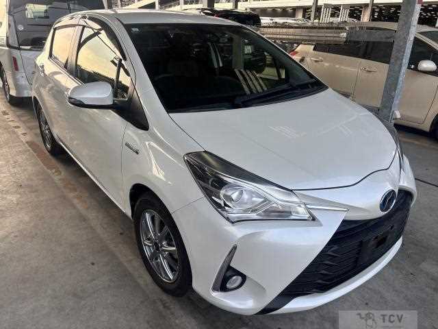 2017 Toyota Vitz