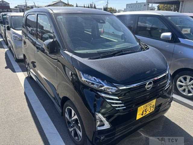 2025 Nissan Nissan Others