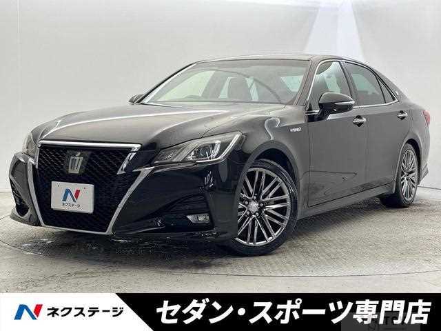 2015 Toyota Crown Hybrid