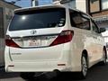 2013 Toyota Alphard G