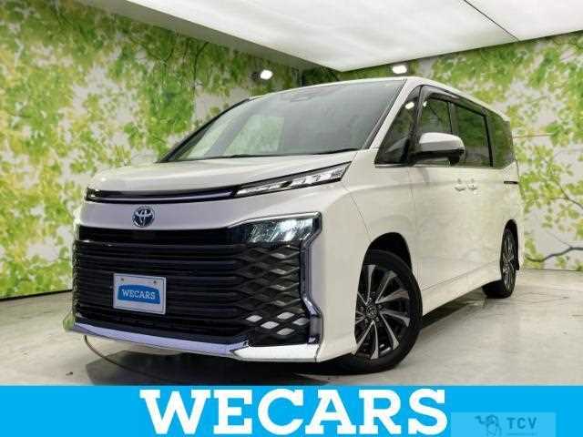 2023 Toyota Voxy