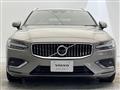 2022 Volvo V60