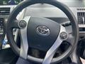2013 Toyota PRIUS α