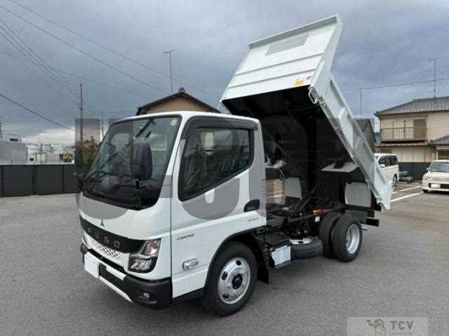 2025 Mitsubishi Fuso Canter