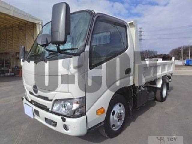 2025 Hino Dutro