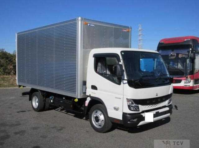 2025 Mitsubishi Fuso Canter