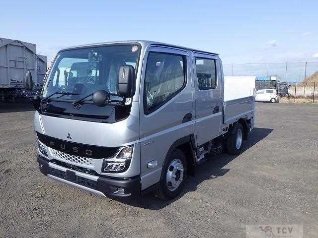 2025 Mitsubishi Fuso Canter