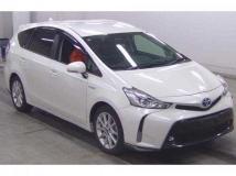 2015 Toyota PRIUS α