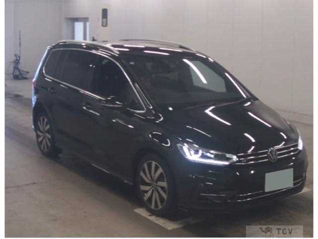 2022 Volkswagen Golf Touran