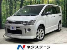 2012 Mitsubishi Delica D5
