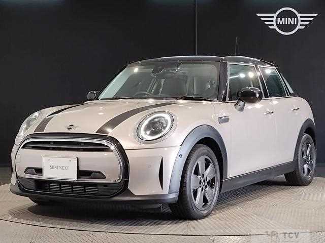 2022 BMW MINI