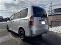 2009 Toyota Noah