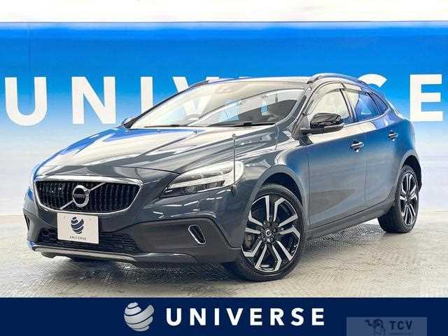 2018 Volvo V40