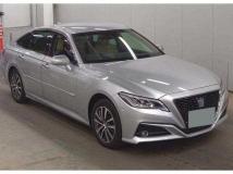 2020 Toyota Crown Hybrid