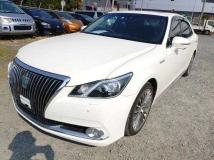 2017 Toyota Crown Majesta
