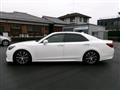 2016 Toyota Crown