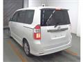 2010 Toyota Noah