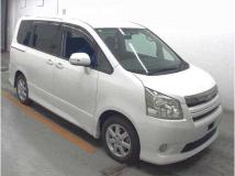 2010 Toyota Noah