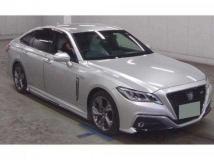 2018 Toyota Crown Hybrid