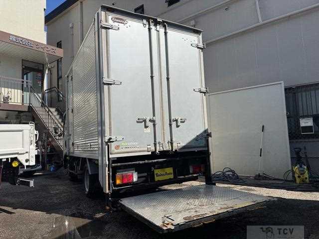 2018 Isuzu Elf Truck