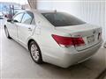 2013 Toyota Crown Hybrid