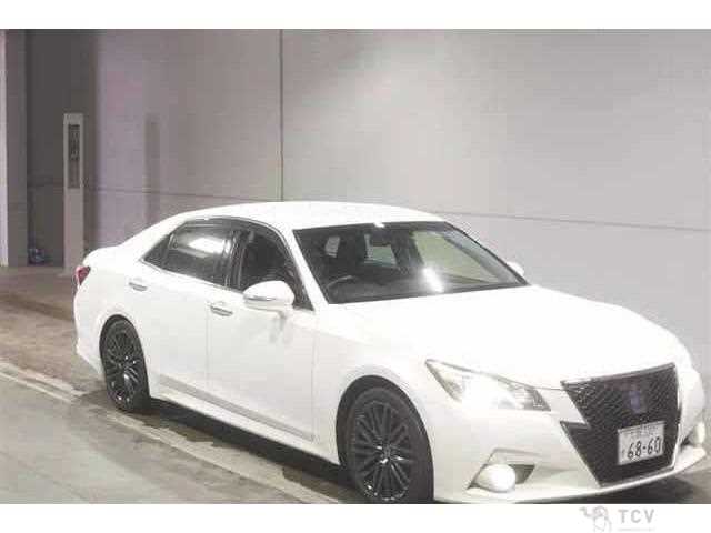 2015 Toyota Crown Hybrid