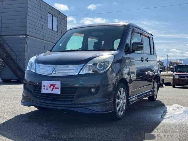 2013 Mitsubishi Mitsubishi Others