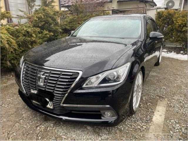 2014 Toyota Crown