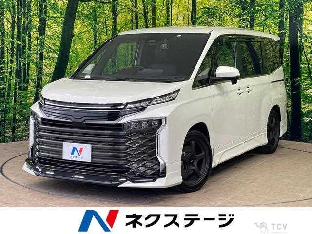 2023 Toyota Voxy