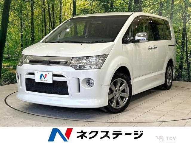 2013 Mitsubishi Delica D5