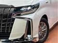 2019 Toyota Alphard Hybrid
