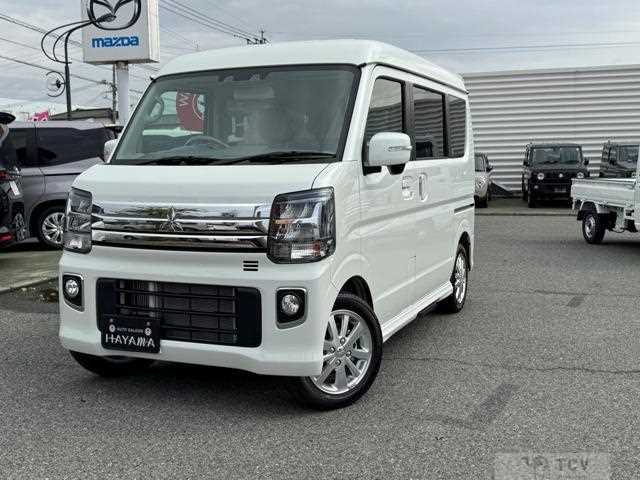2025 Mitsubishi Town Box