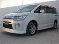 2007 Mitsubishi Delica D5