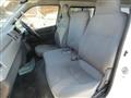 2005 Toyota Hiace Van
