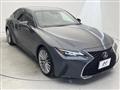 2022 Lexus IS