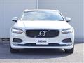 2017 Volvo V90