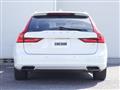 2017 Volvo V90