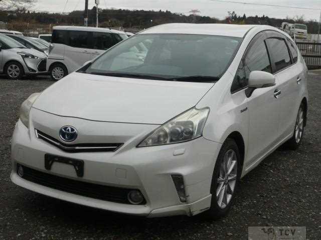 2012 Toyota PRIUS α