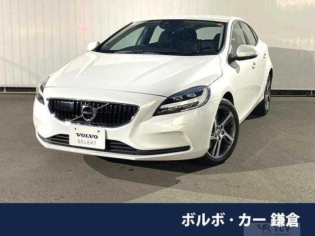 2017 Volvo V40