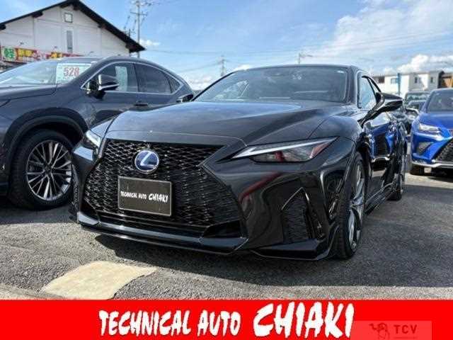 2021 Lexus IS