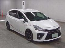 2015 Toyota PRIUS α