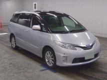 2011 Toyota Estima Hybrid