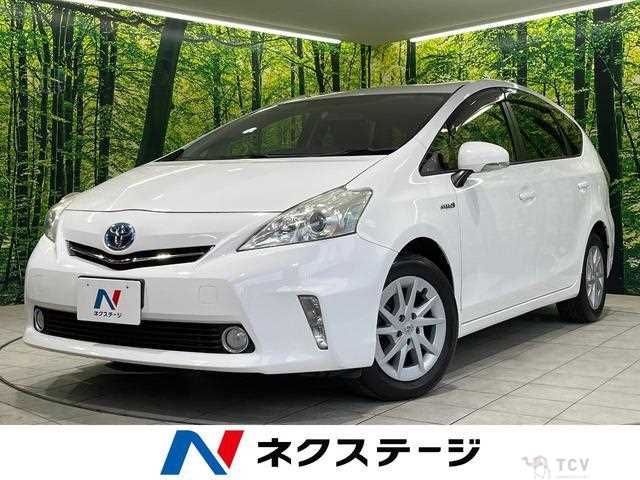 2013 Toyota PRIUS α