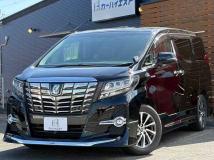 2017 Toyota Alphard Hybrid