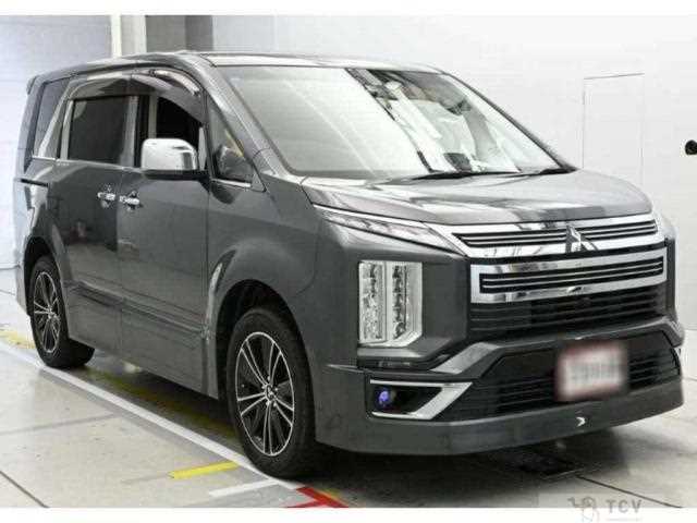 2019 Mitsubishi Delica D5