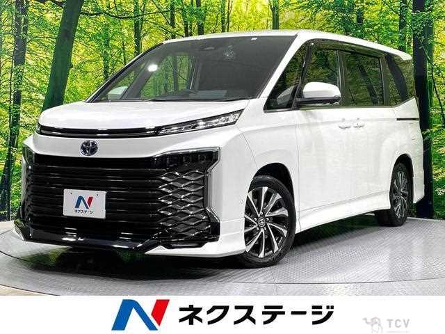 2023 Toyota Voxy